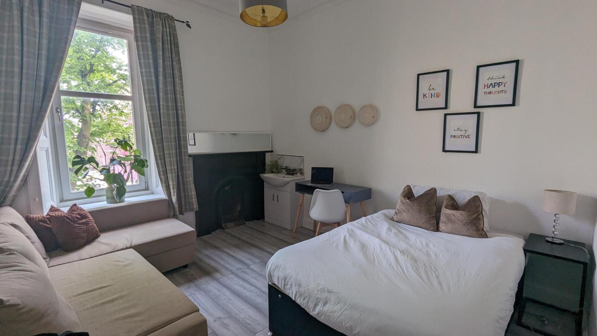 Huge Room In The City Εδιμβούργο Εξωτερικό φωτογραφία